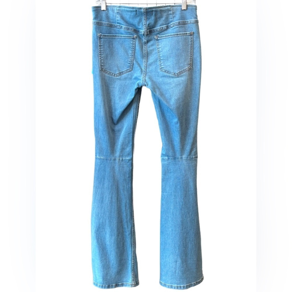 Free People NWT We The Free “Penny Pull on Flare Jeans” in Sapphire! Cotton - Picture 4 of 10